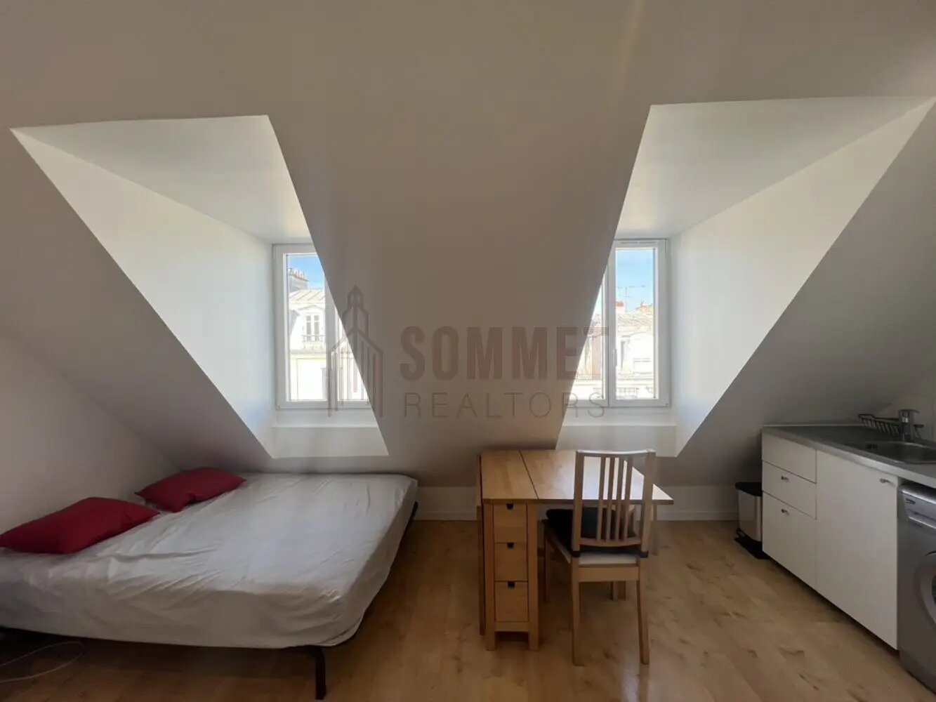 Appartement à louer, 13m², Paris 8ème