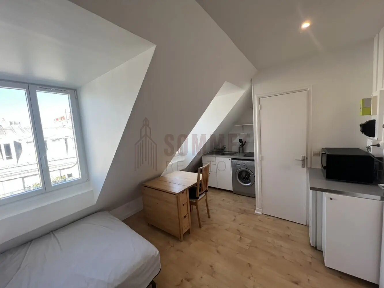 Appartement à louer, 13m², Paris 8ème