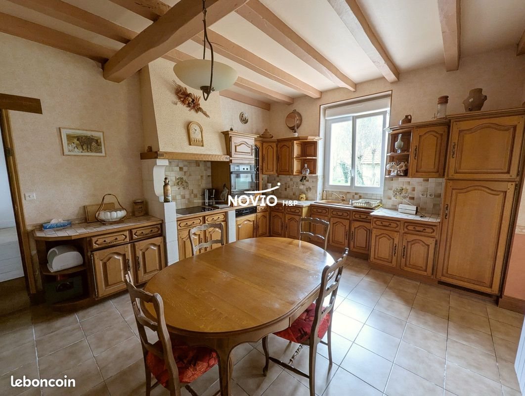 Maison à vendre, 190m², Saint-Genest-d'Ambière
