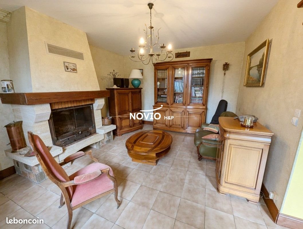 Maison à vendre, 190m², Saint-Genest-d'Ambière