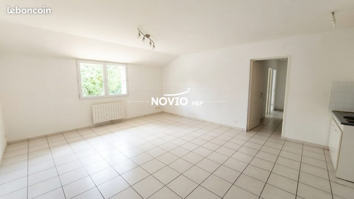 Appartement à louer, 65m², Montamisé