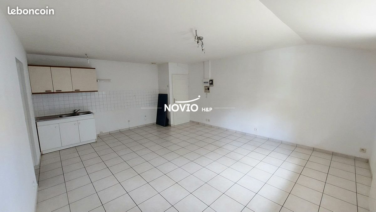Appartement à louer, 65m², Montamisé