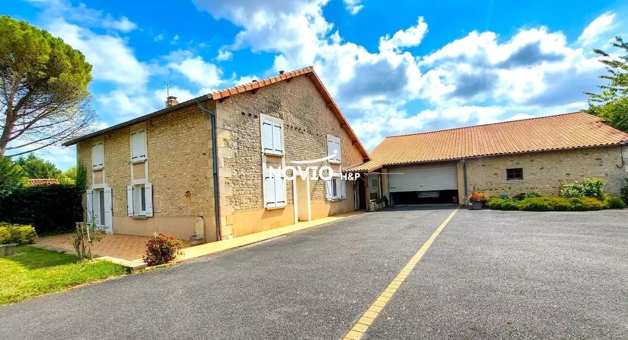 Maison à vendre, 230m², Montamisé