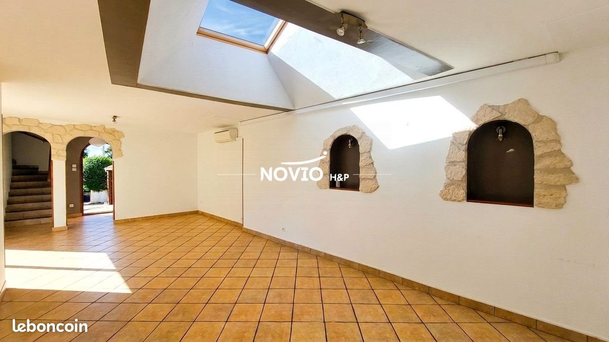 Maison à louer, 151m², Beaumont