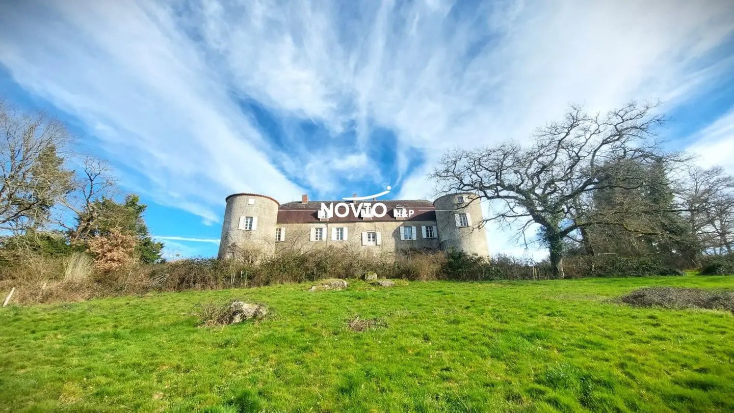 Maison à vendre, 600m², Confolens