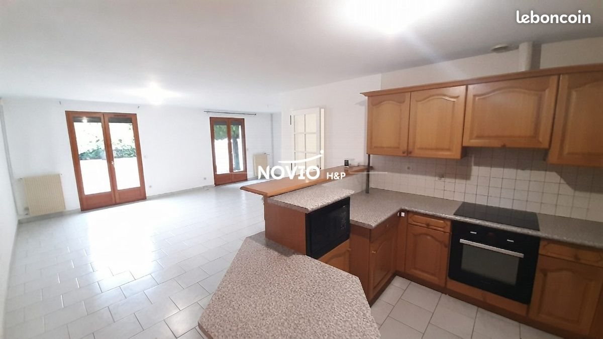 Maison à louer, 91m², Naintré