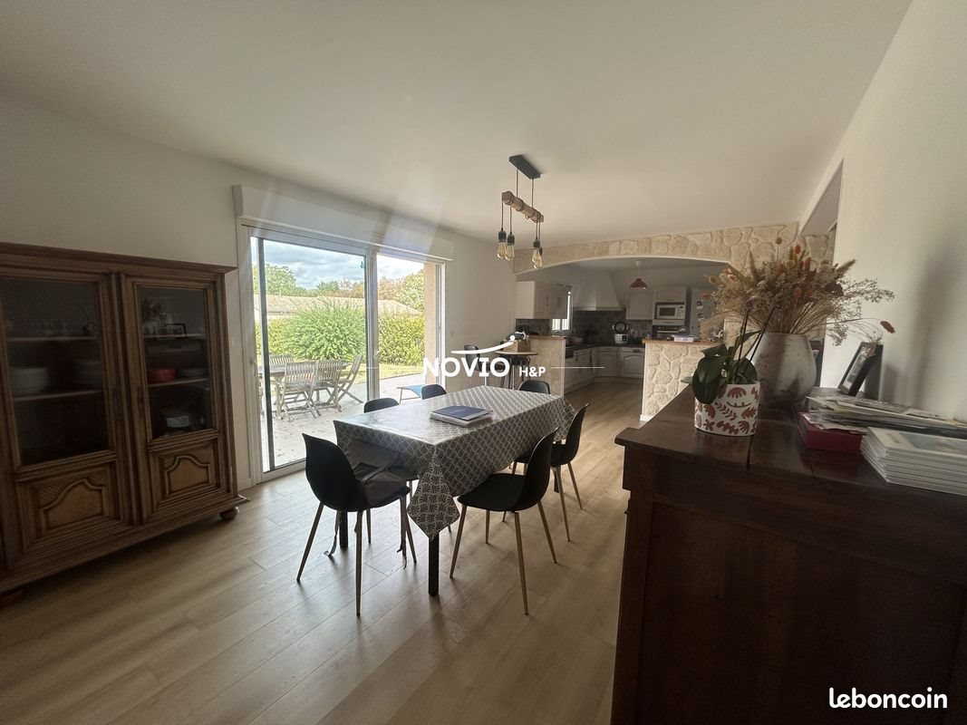 Maison à vendre, 141m², Saint-Georges-lès-Baillargeaux