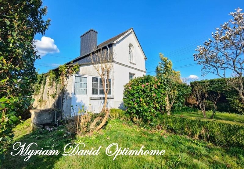 Maison à vendre, 77m², Rostrenen