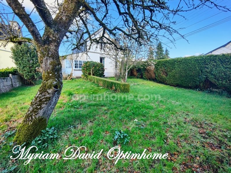 Maison à vendre, 77m², Rostrenen