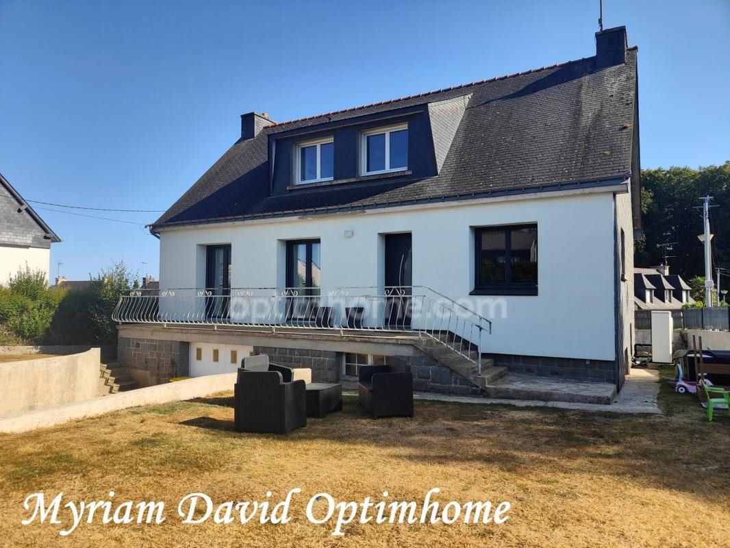 Maison à vendre, 130m², Rostrenen