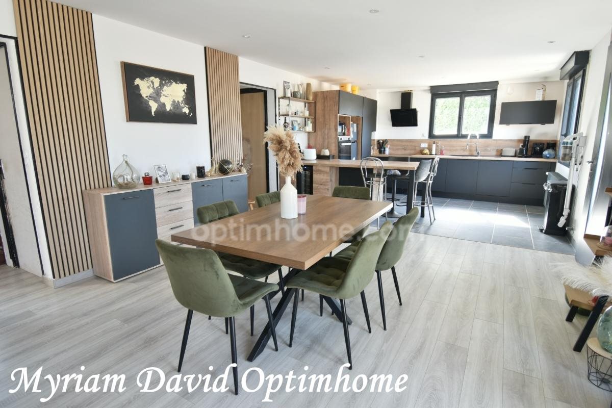 Maison à vendre, 130m², Rostrenen
