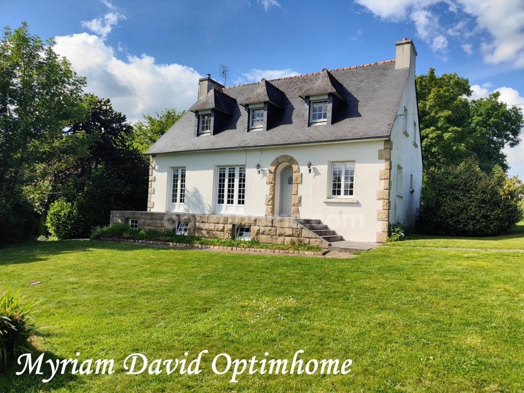 Maison à vendre, 133m², Glomel