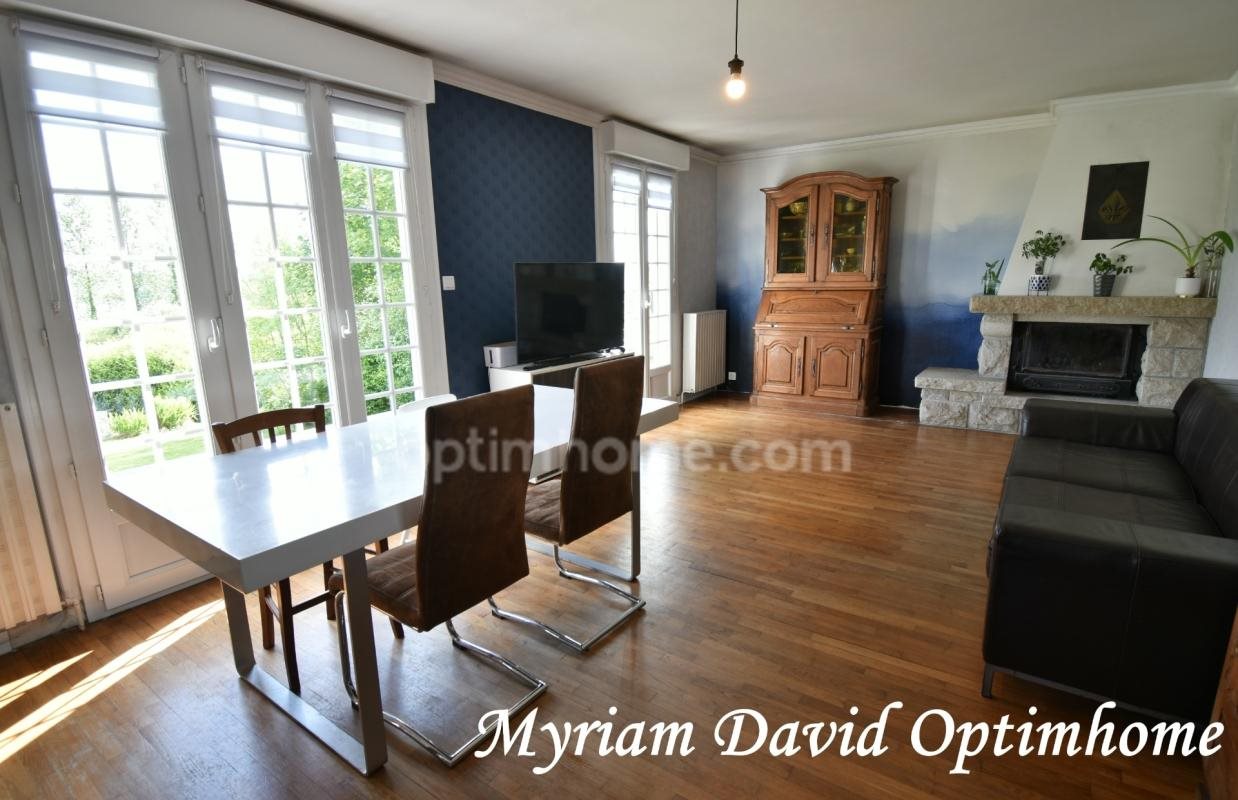 Maison à vendre, 133m², Glomel
