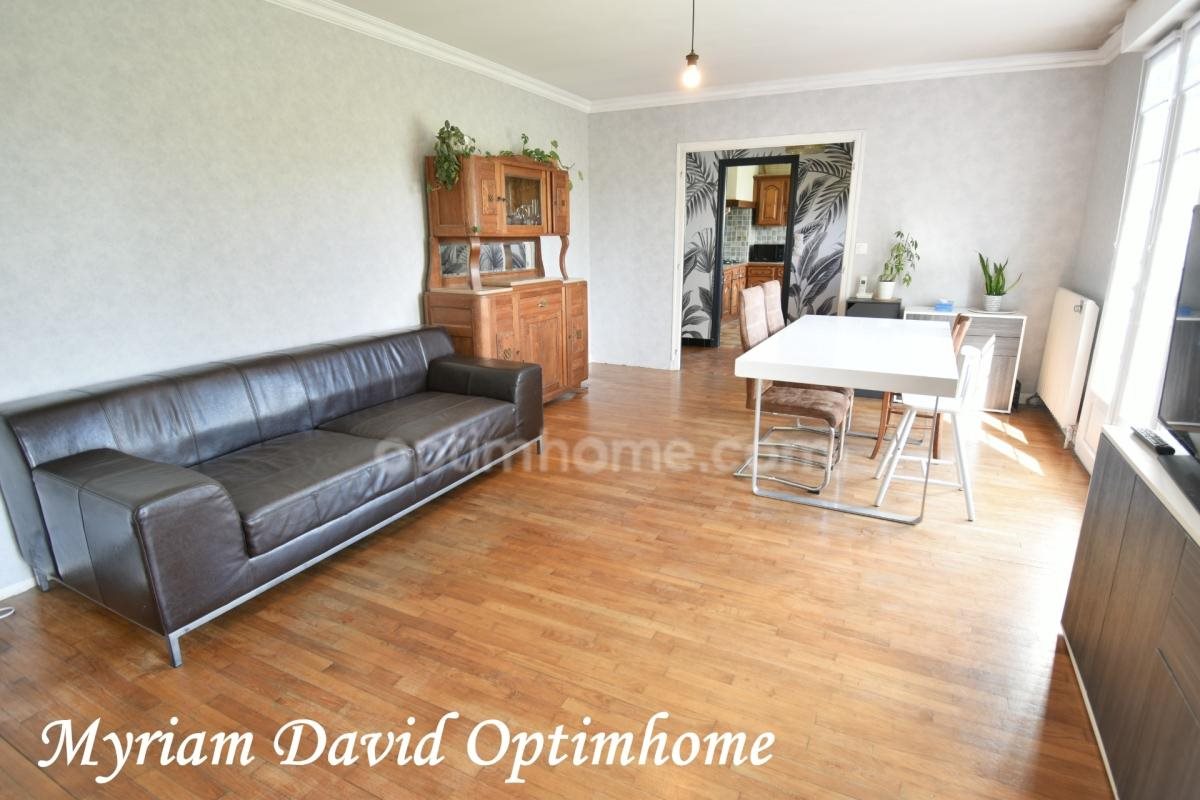 Maison à vendre, 133m², Glomel