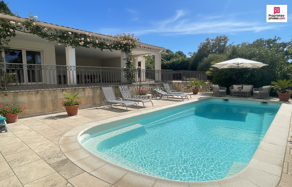 Maison à vendre, 170m², Riez