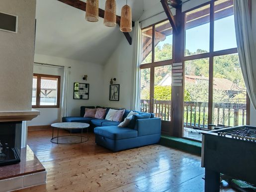 Maison 6 pièces 193 m² · à Marignier · 193 m² · 475 000 €
