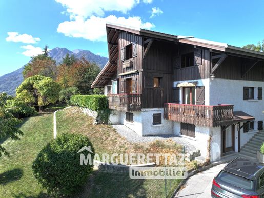 Maison 6 pièces 222 m² · à Thyez · 222 m² · 439 000 €