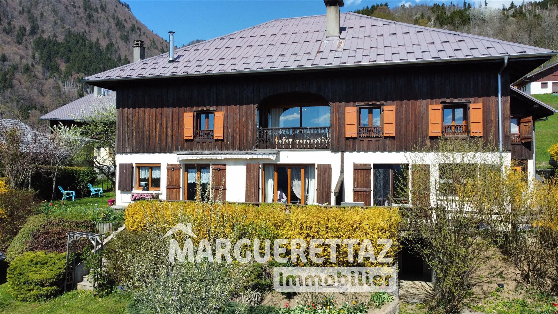 Maison à vendre, 265m², Taninges (Praz de Lys - Sommand)