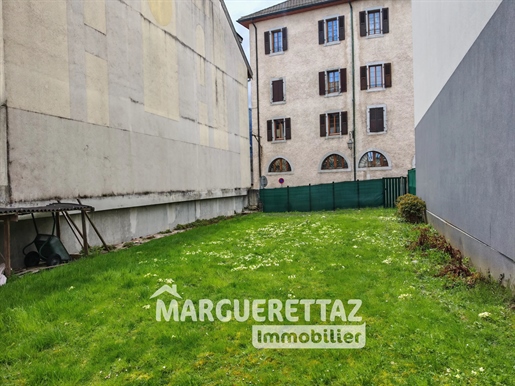 Terrain 187 m² · à La Roche-sur-Foron · 187 m² · 170 000 €