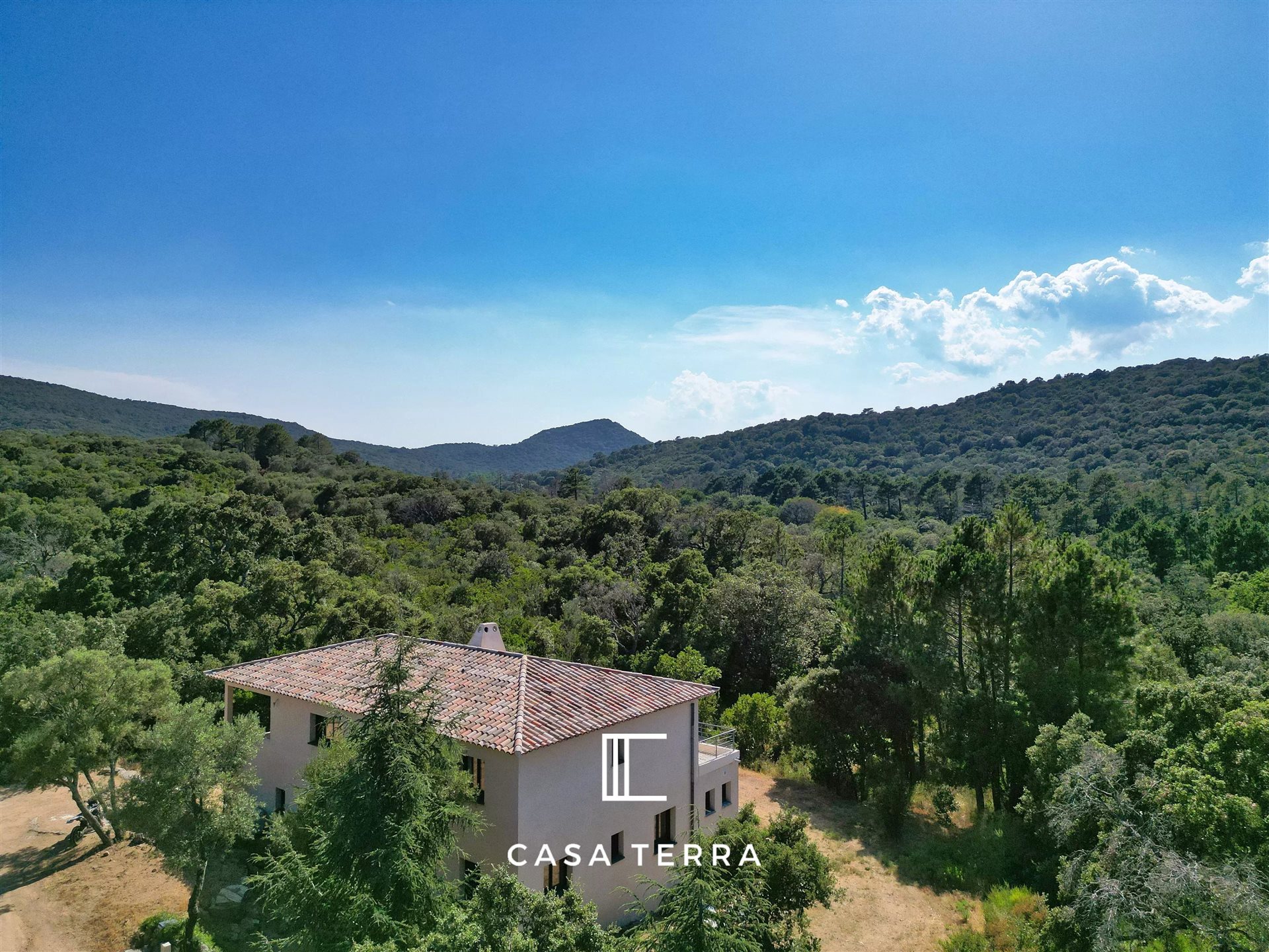 Maison à vendre, 225m², Sainte-Lucie de Porto-Vecchio