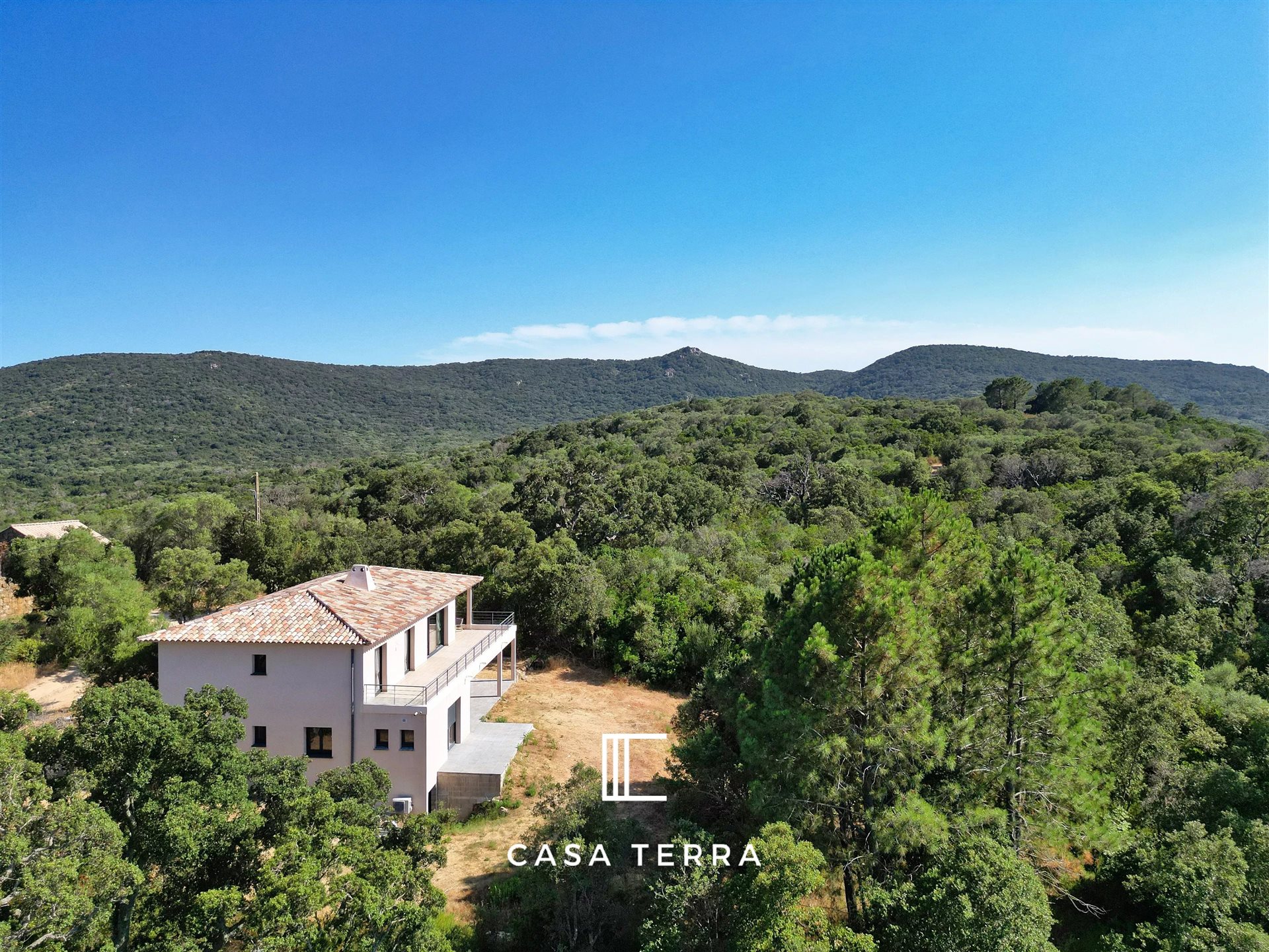 Maison à vendre, 225m², Sainte-Lucie de Porto-Vecchio