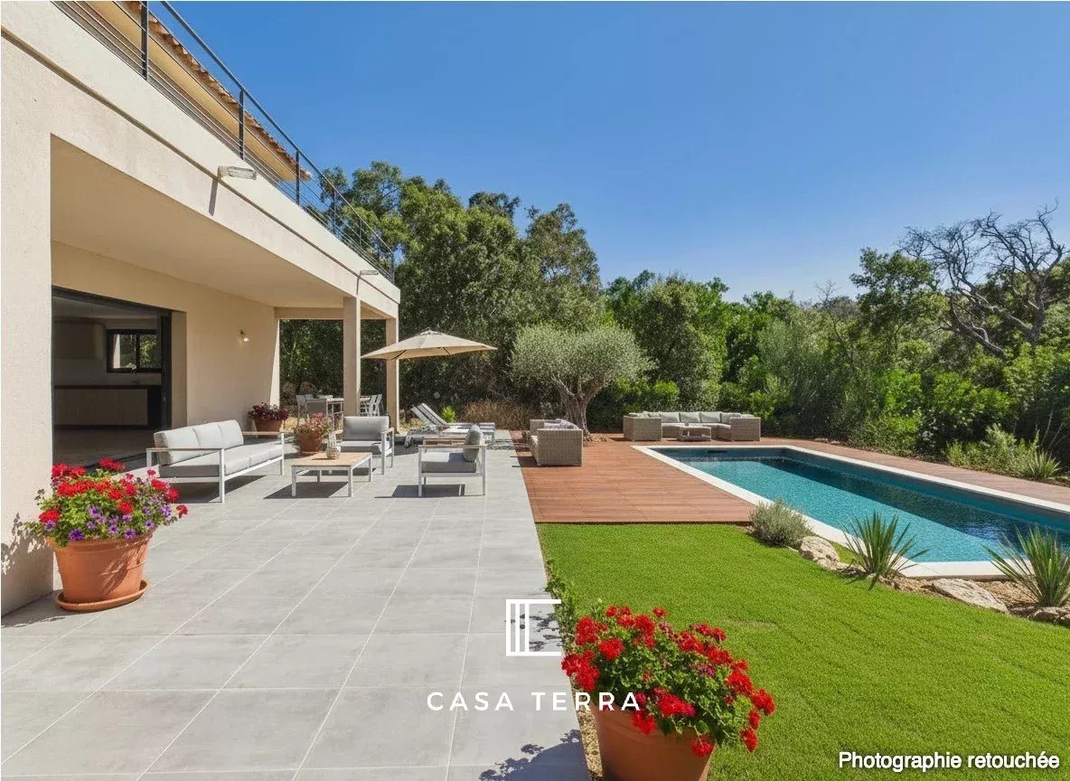 Maison à vendre, 225m², Sainte-Lucie de Porto-Vecchio