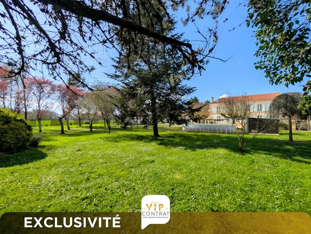 Maison à vendre, 253m², Mosnac