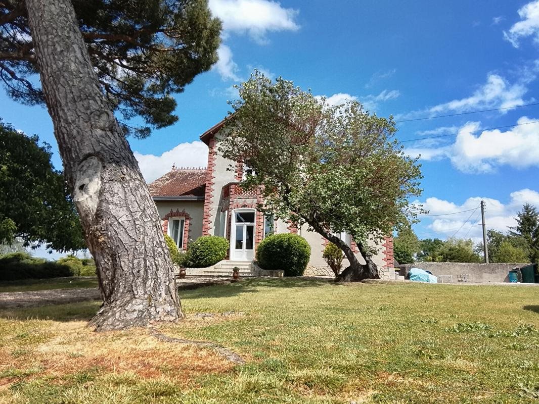 Maison à vendre, 200m², Bélâbre