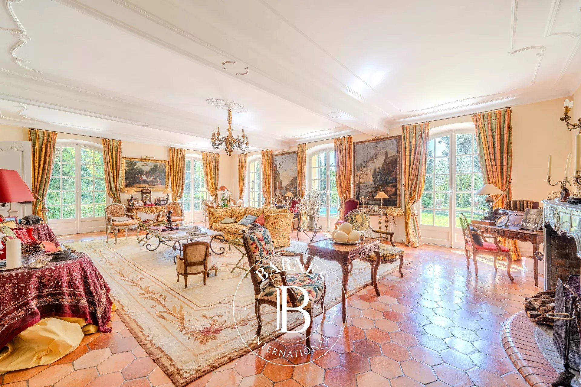 Maison à vendre, 1038m², Aix-en-Provence