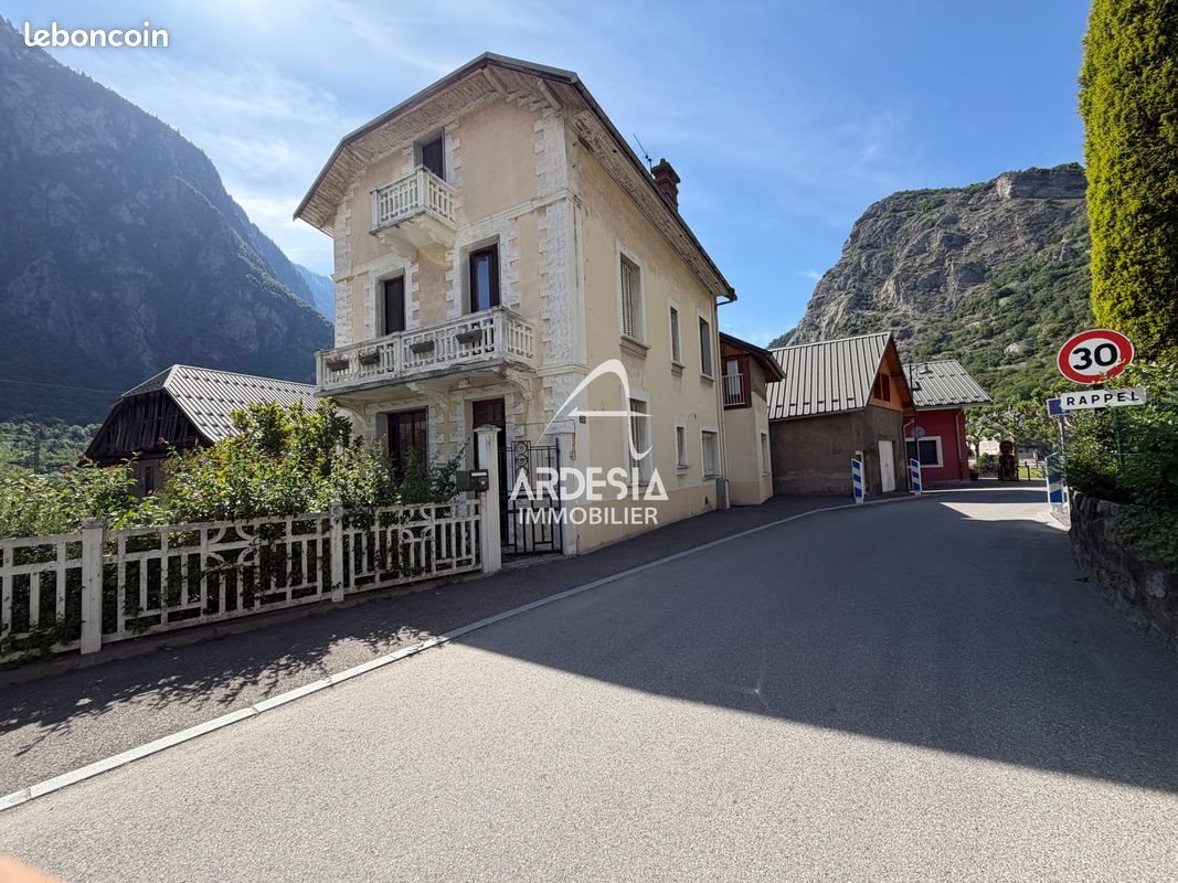 Maison à vendre, 174m², Jarrier