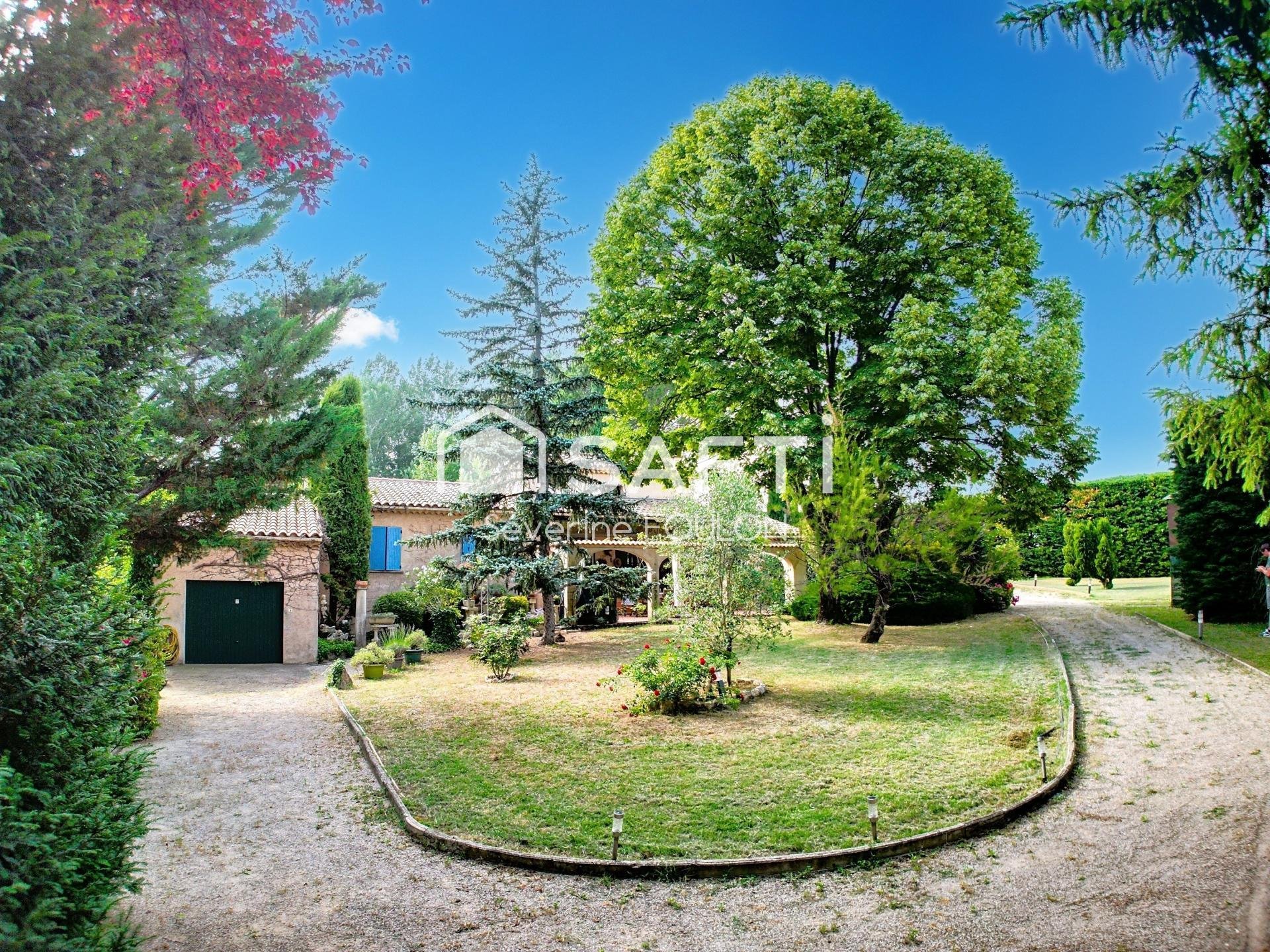 Maison à vendre, 185m², Gargas