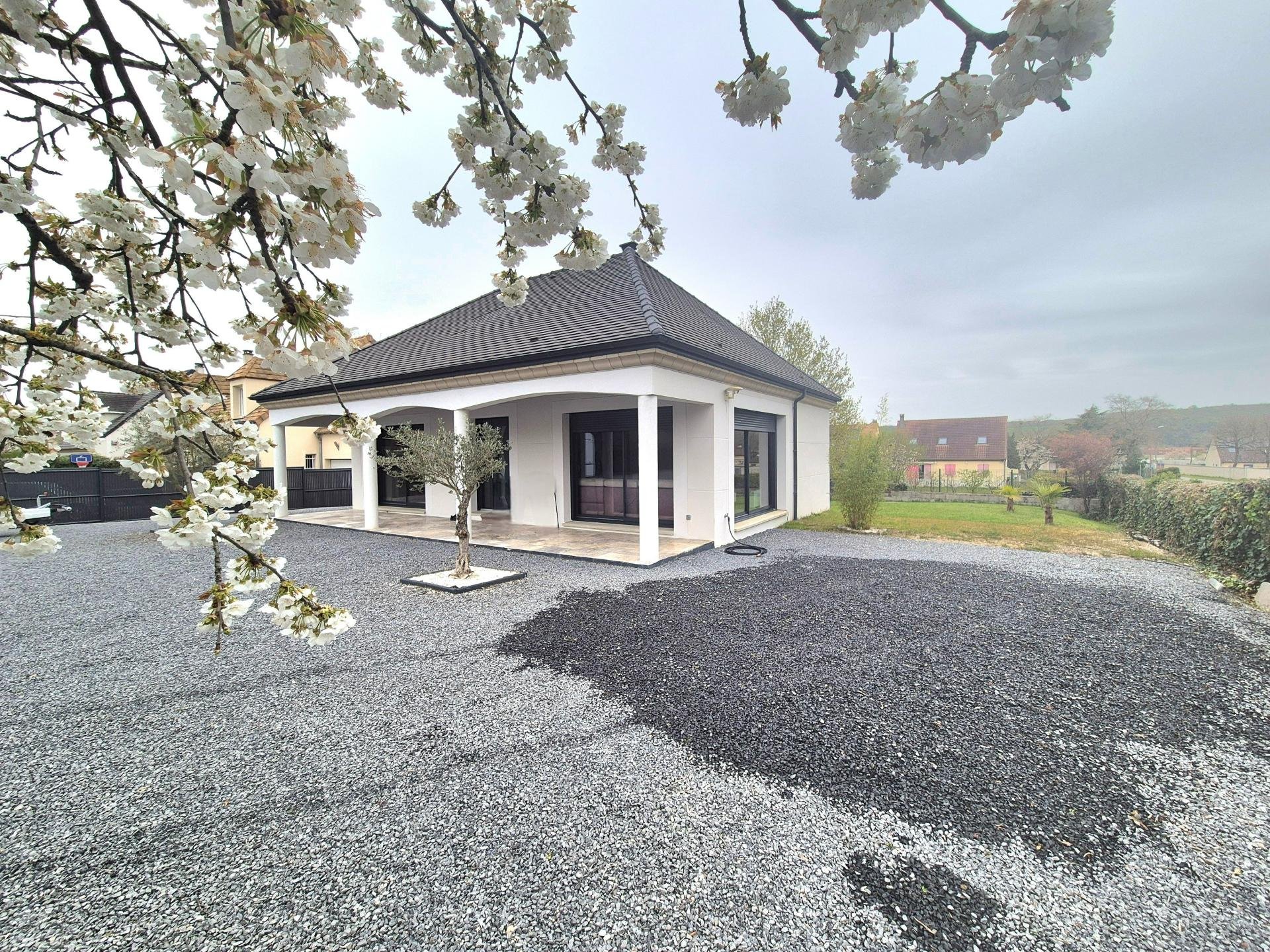 Maison à vendre, 88m², Freneuse