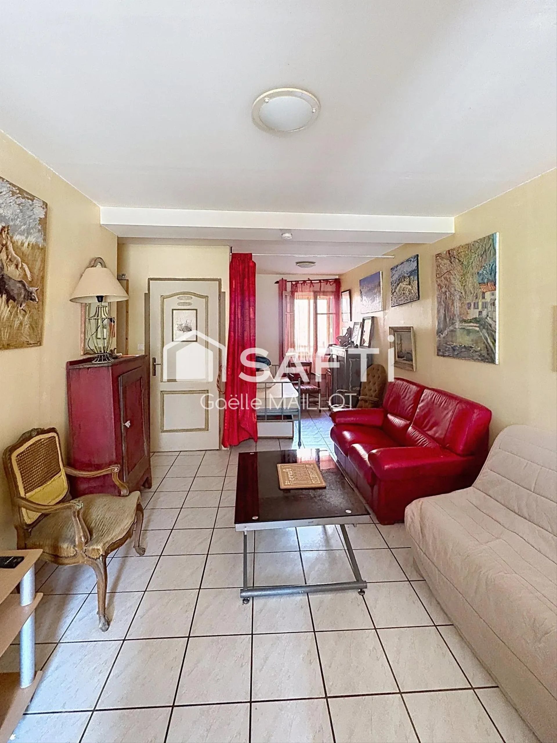 Appartement à louer, 40m², Saint-Laurent-de-Cerdans