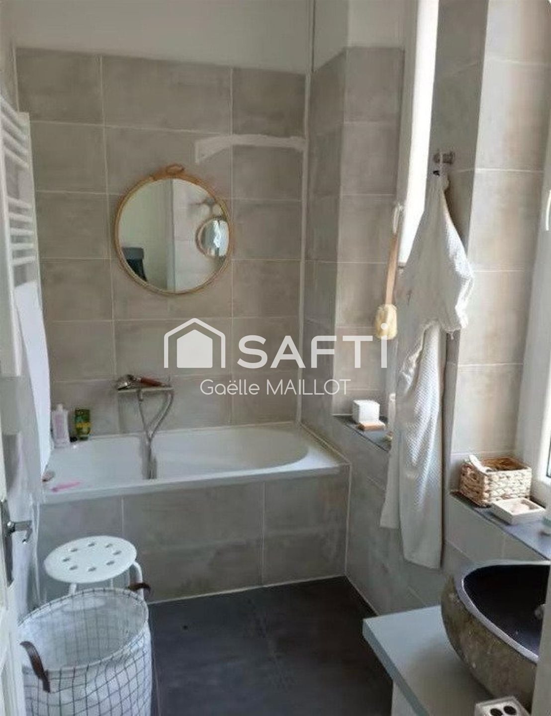 Maison à vendre, 284m², Saint-Laurent-de-Cerdans