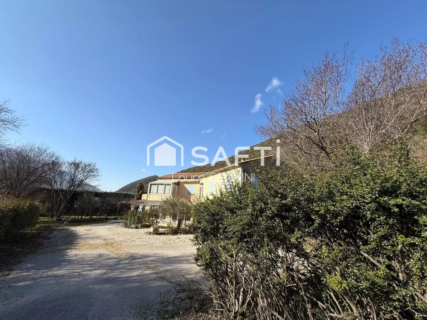 Maison à vendre, 195m², Savoillan