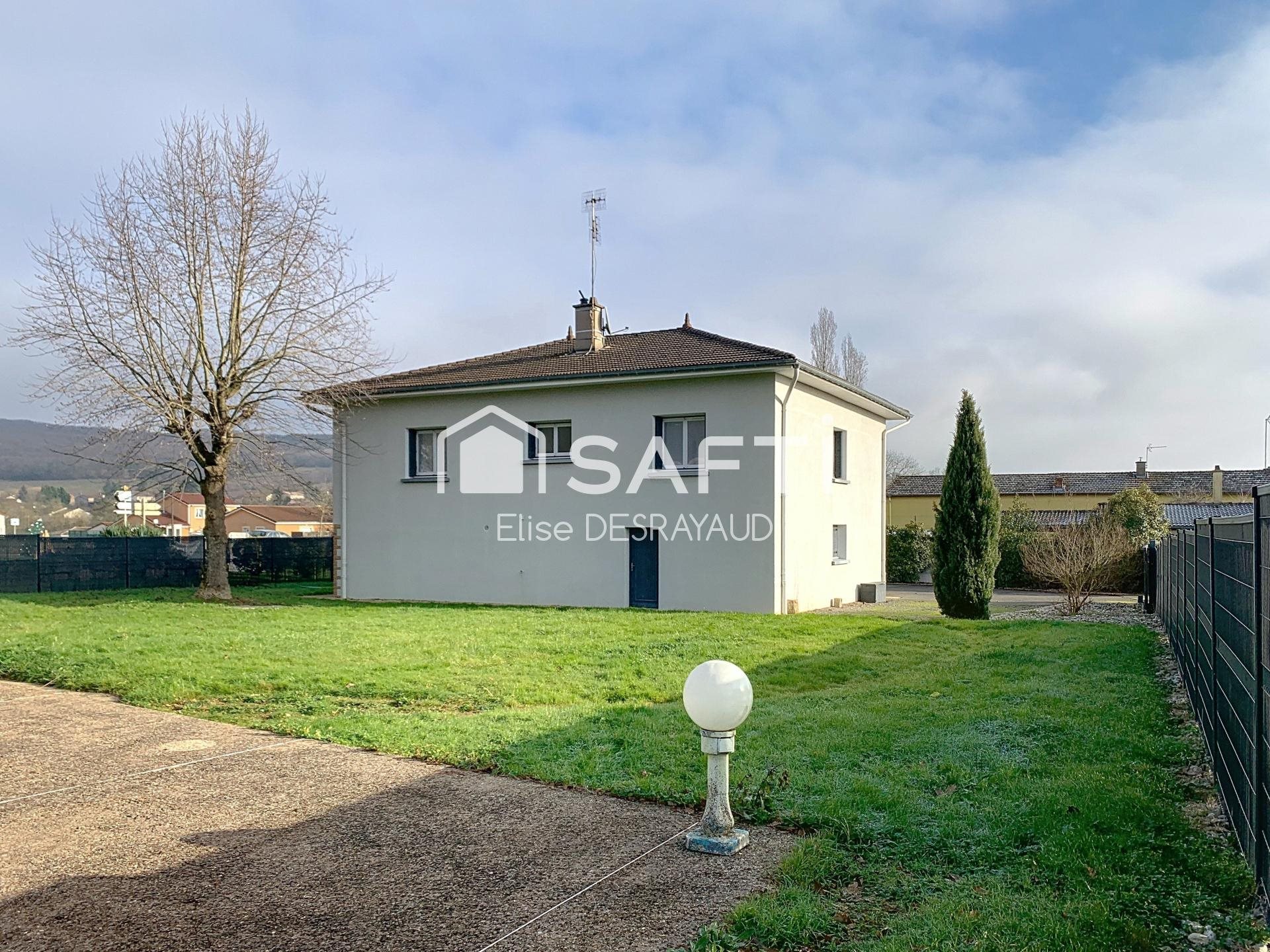 Maison à vendre, 167m², Azé