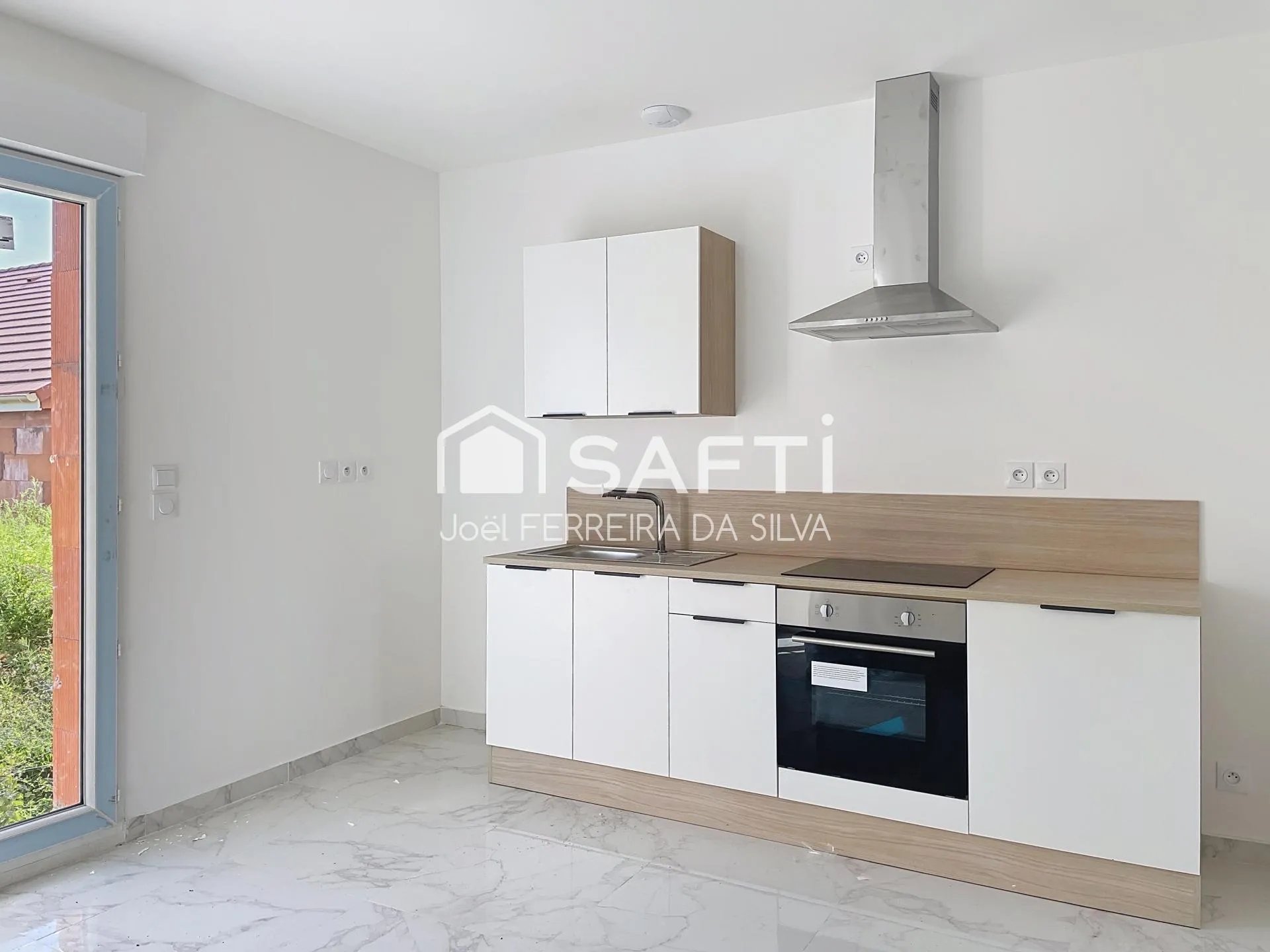 Maison à vendre, 105m², Pont-sur-Yonne