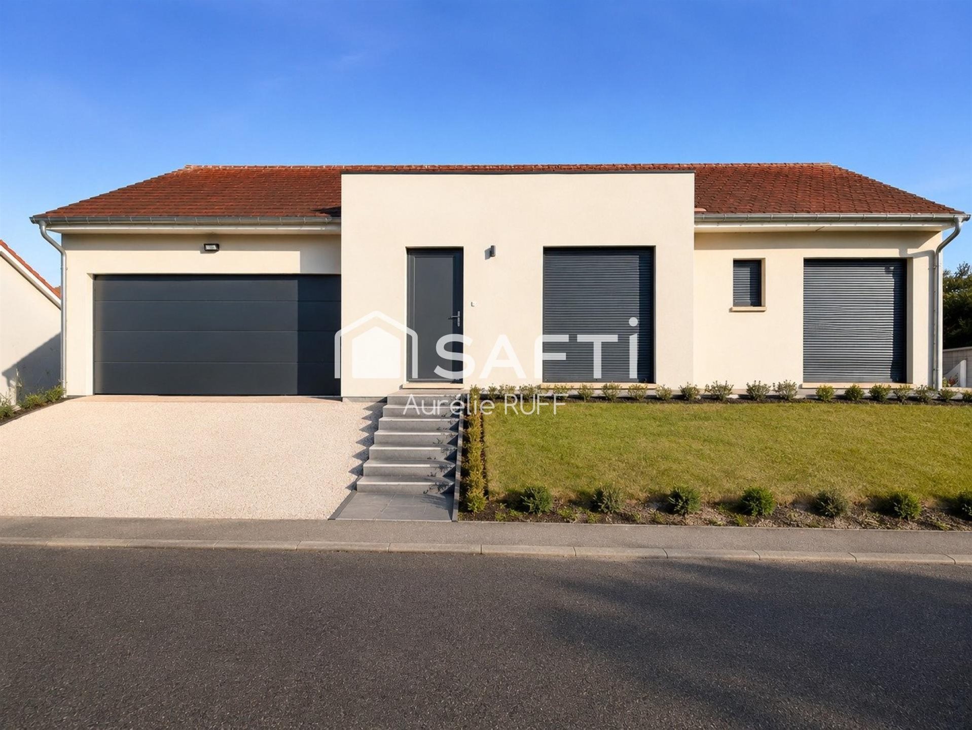Maison à vendre, 125m², Bénestroff