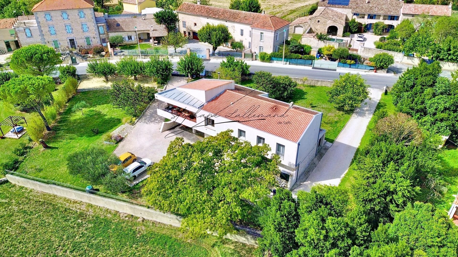 Maison à vendre, 220m², Méjannes-lès-Alès