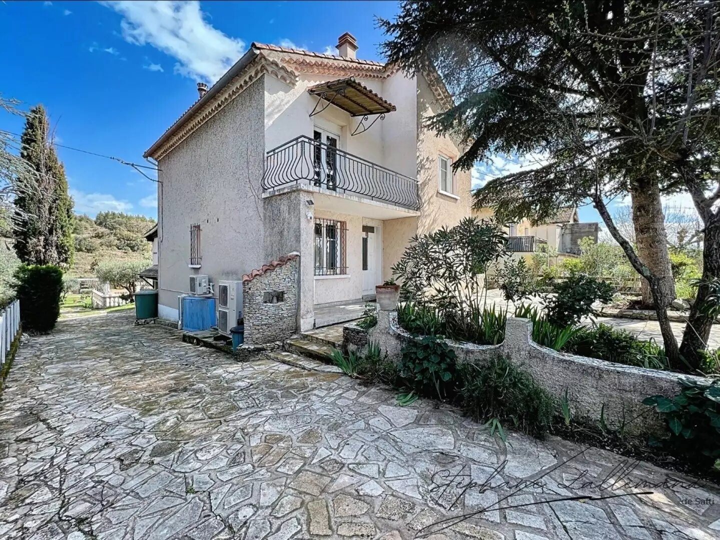 Maison à vendre, 141m², Saint-Julien-les-Rosiers