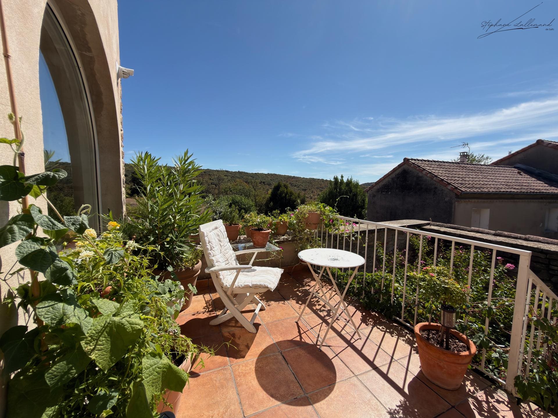 Maison à vendre, 142m², Saint-Julien-les-Rosiers