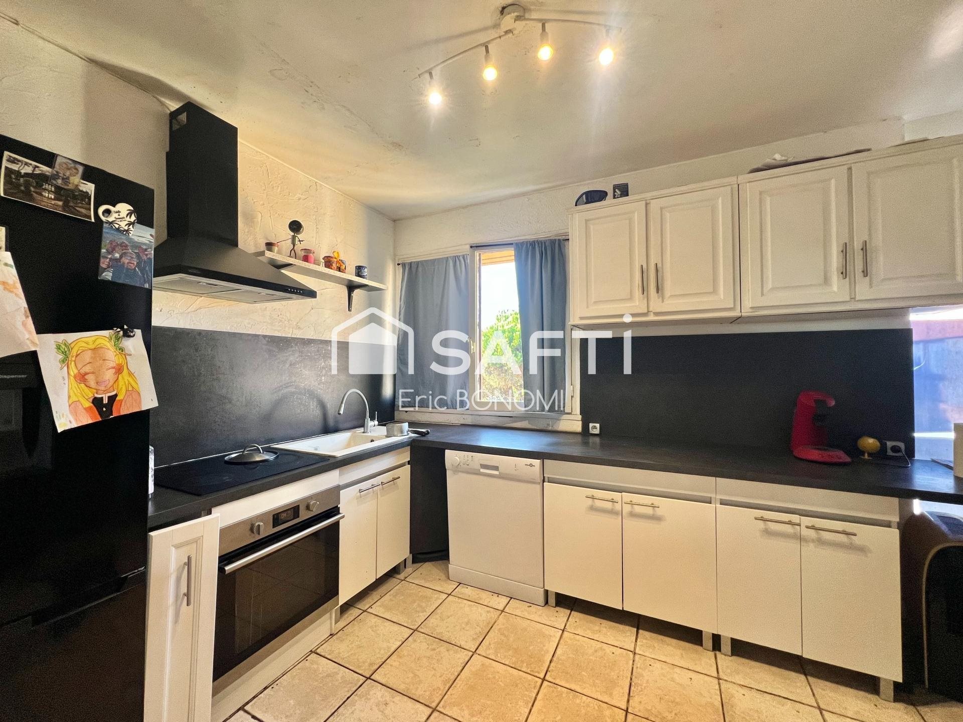 Appartement à vendre, 78m², Fréjus