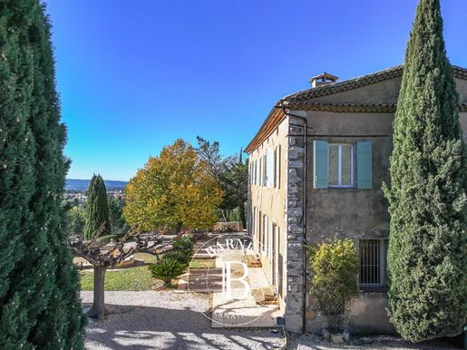 Maison 14 pièces 493 m² · à Aix-en-Provence · 493 m² · 3 380 000 €
