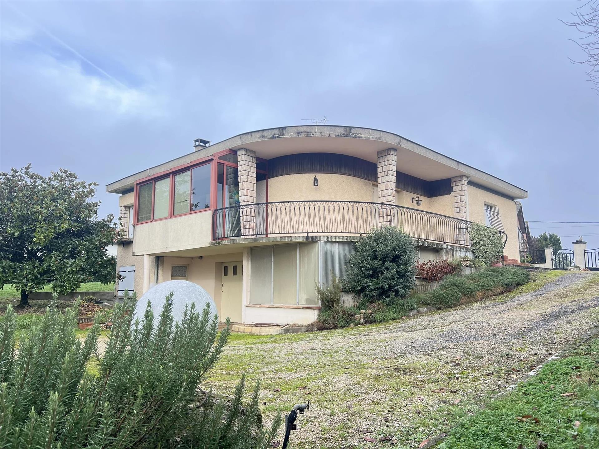 Maison à vendre, 274m², Lavit