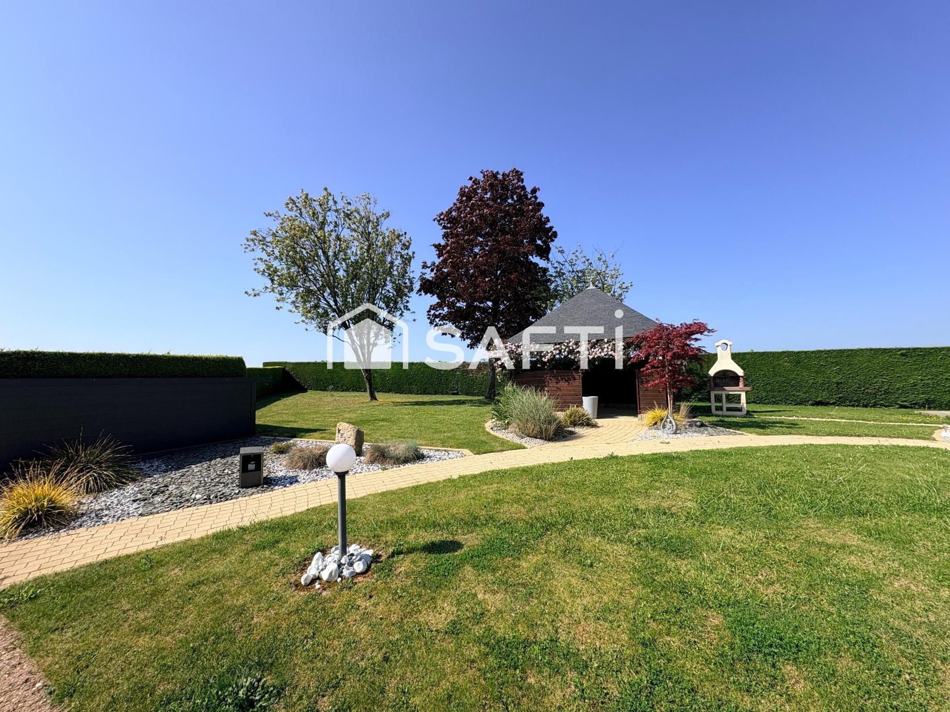 Maison à vendre, 123m², Saint-Thuriau