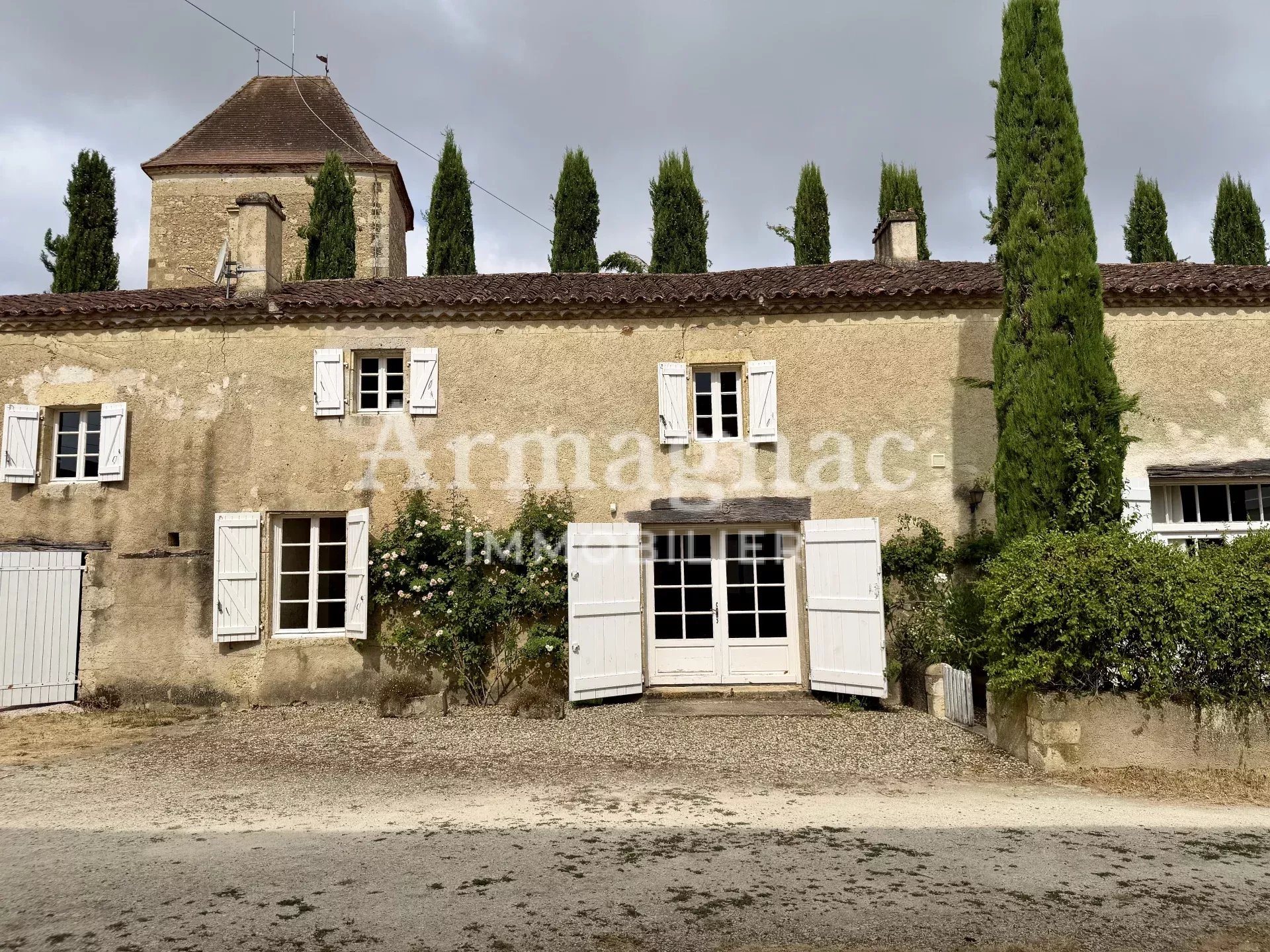 Maison à vendre, 256m², Bazian