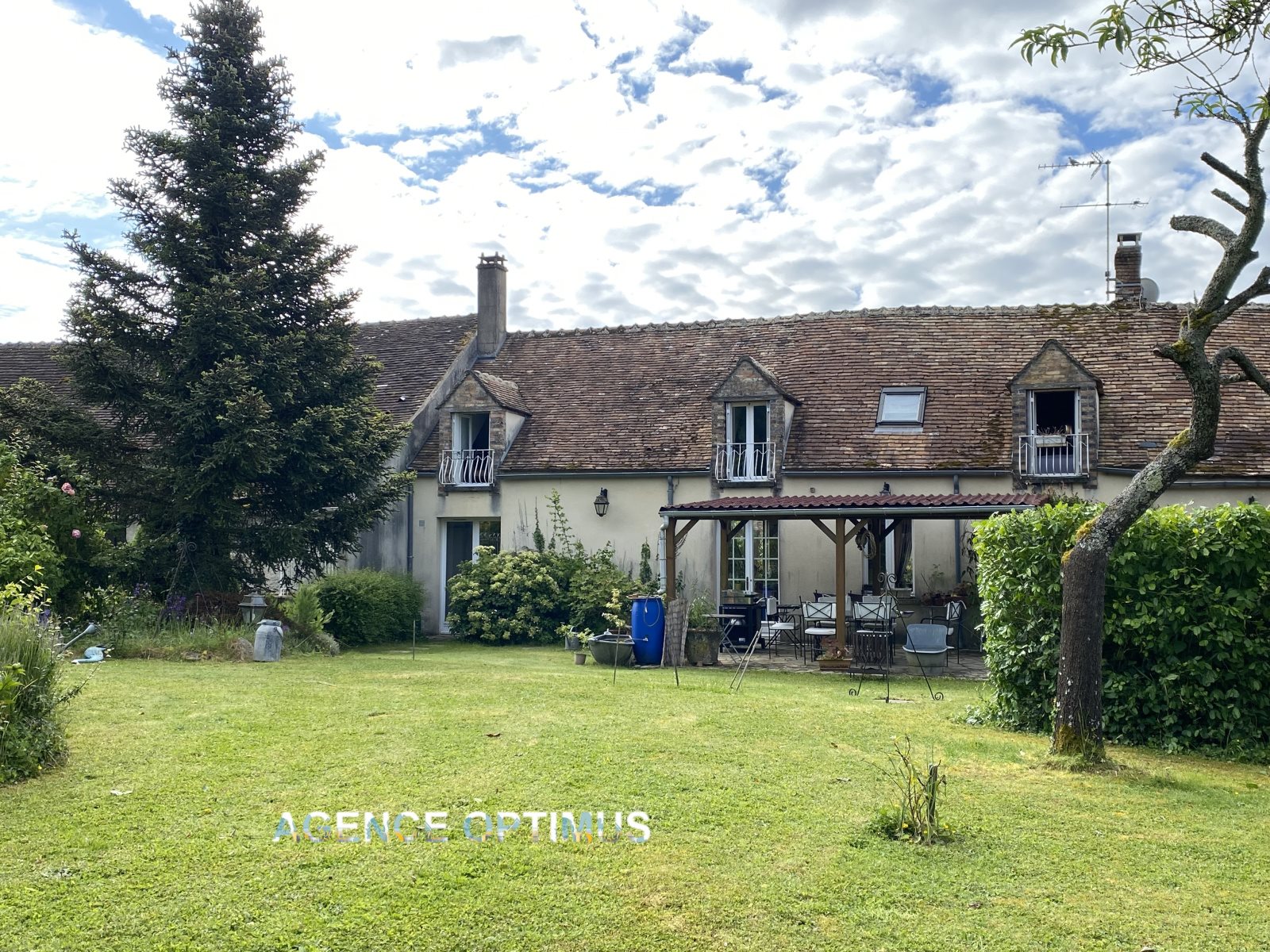 Maison à vendre, 233m², Pont-sur-Yonne