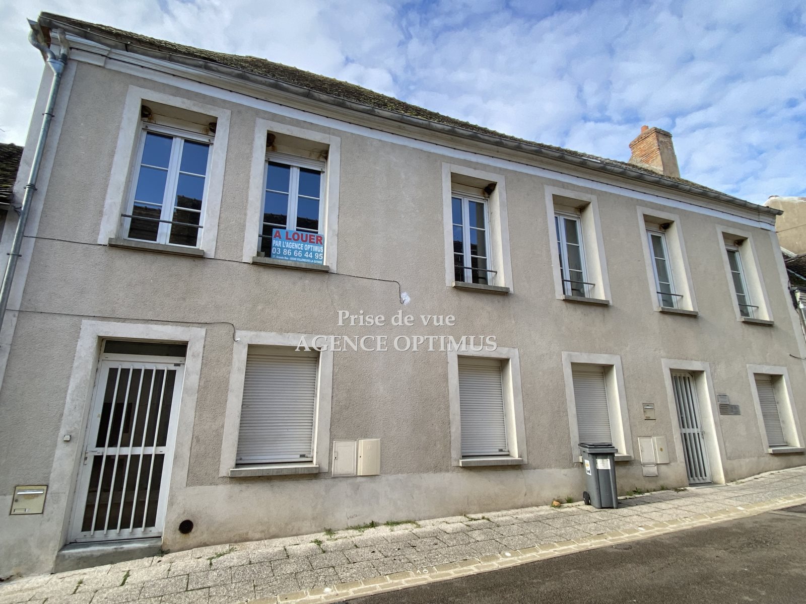Appartement à louer, 80m², Villeneuve-la-Guyard