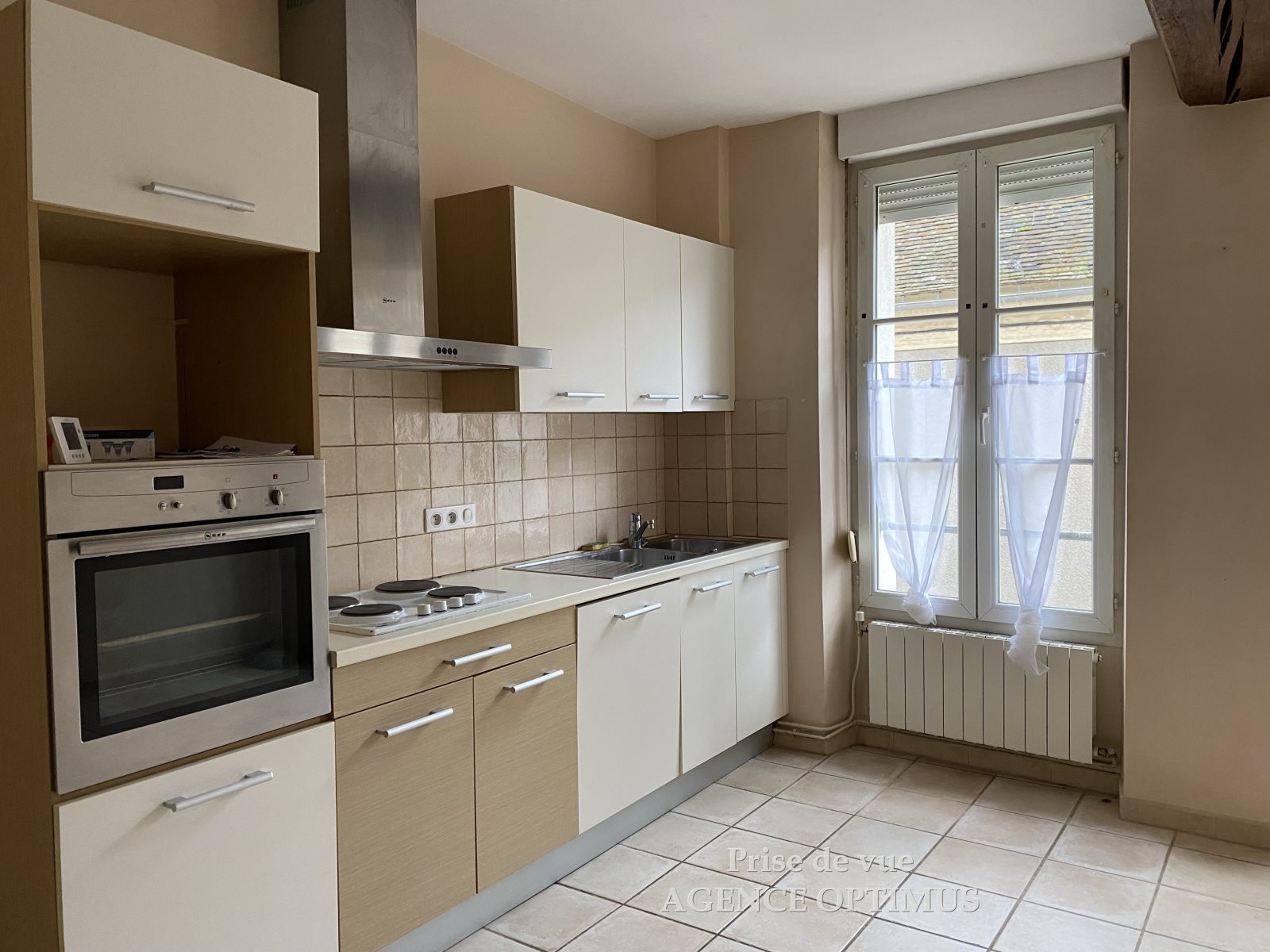 Appartement à louer, 80m², Villeneuve-la-Guyard