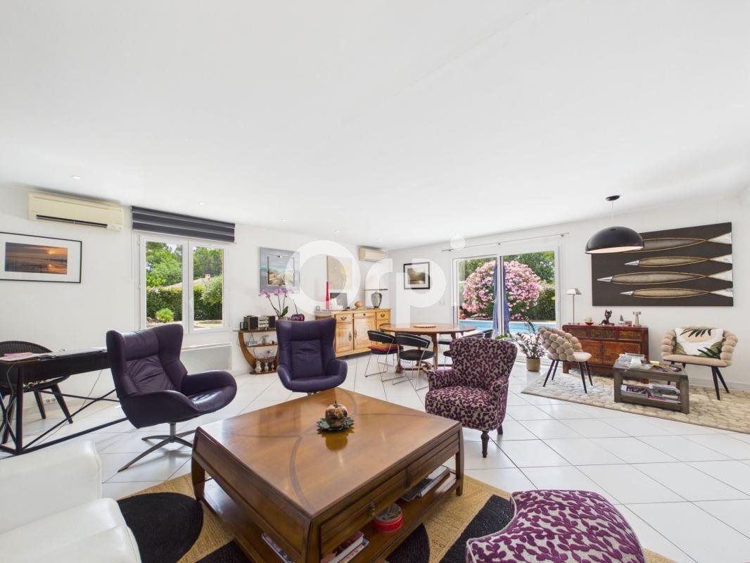 Maison à vendre, 138m², Bagnols-en-Forêt